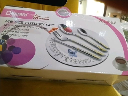 [390] Cutlery set 148