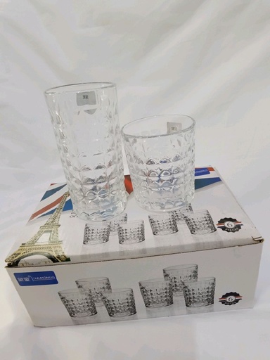 [157] Tasses à eau diamonds