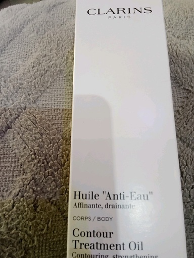 [205] Clarins huile anti eau