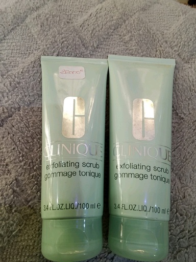 [217] Clinique gommage tonique